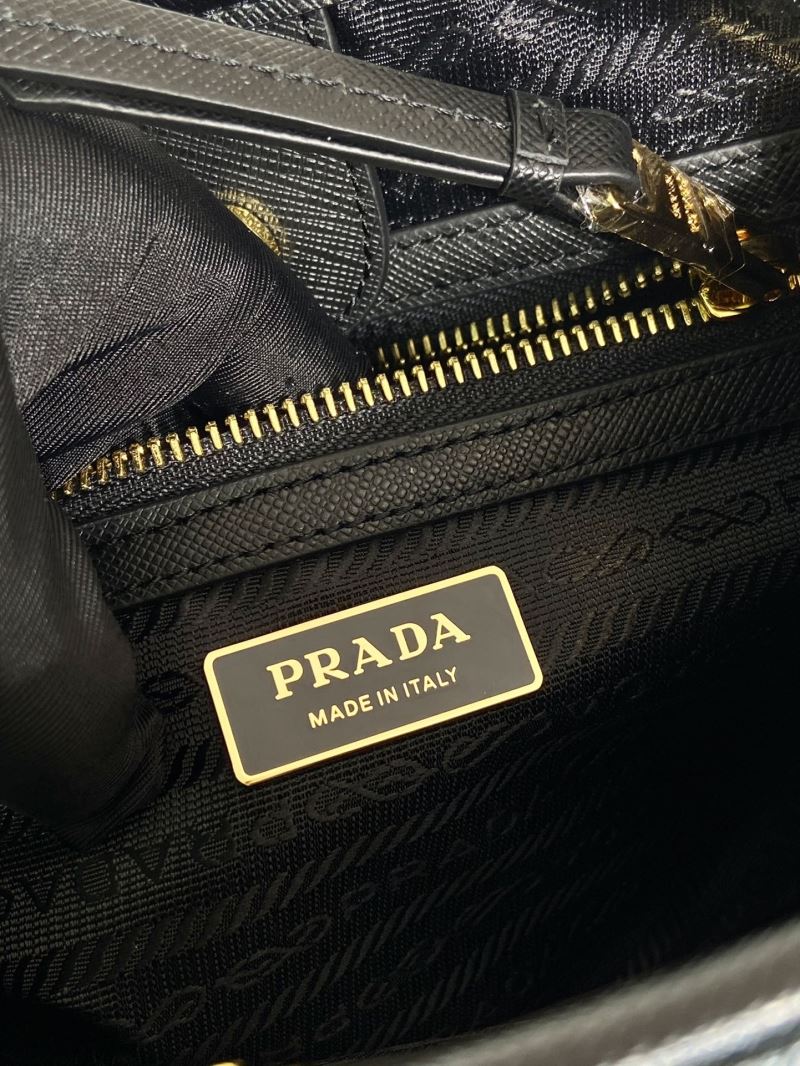 Pra*a top handle bags